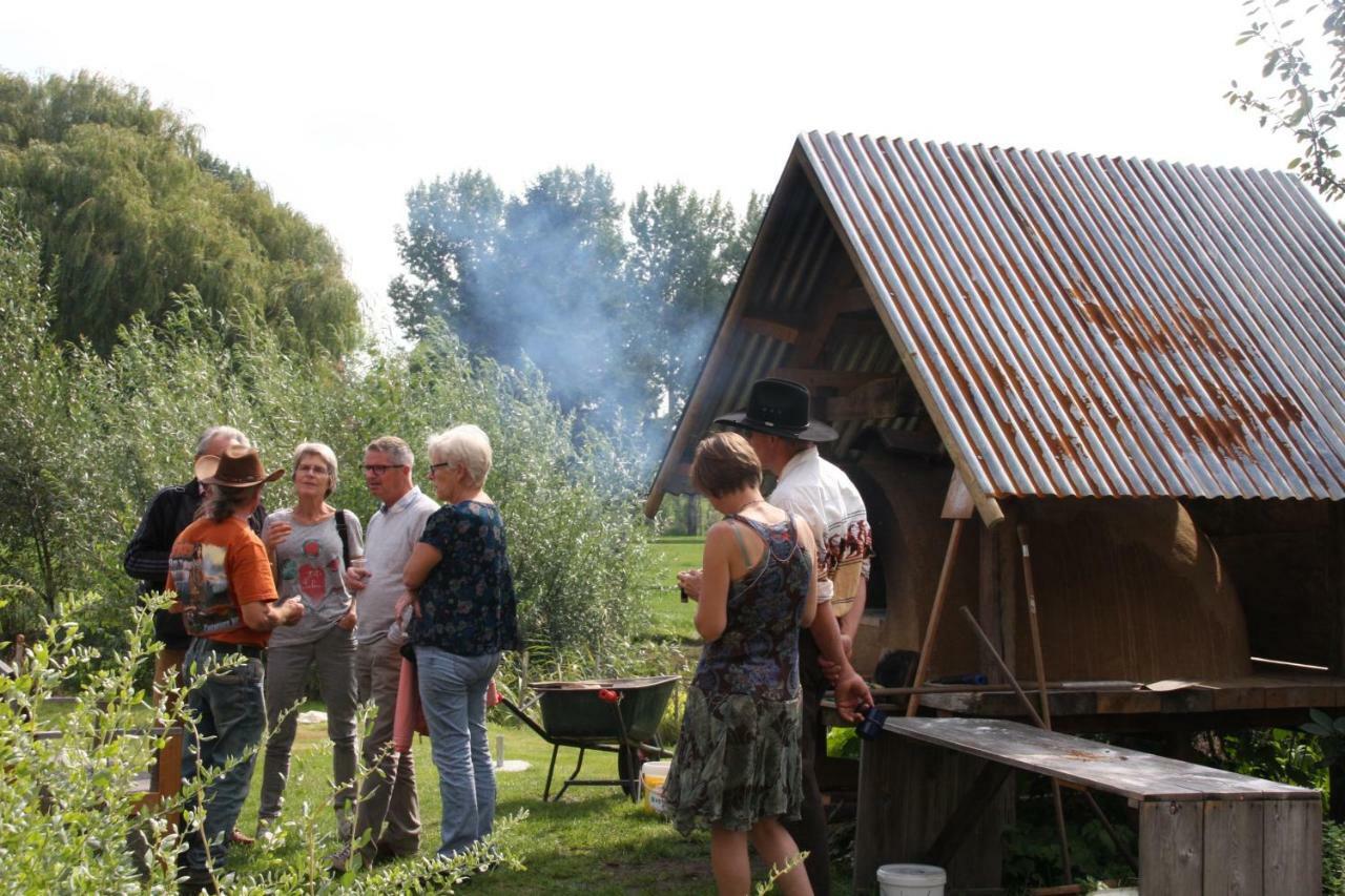 הוילה Boeren Biezen Bed Landelijk מראה חיצוני תמונה